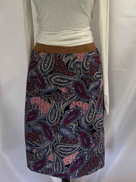 Tommy Hilfiger Dresses & Skirts - Tommy Hilfiger Classic Paisley Floral Mini Skirt - Size 10